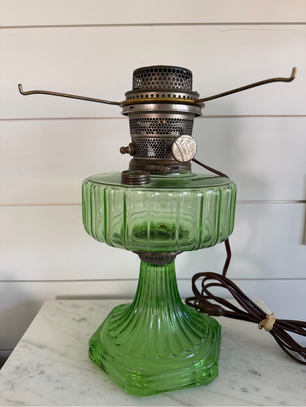 Vintage Aladdin Green Glass Nu Type B Oil Mantle Lamp Converted to Electric